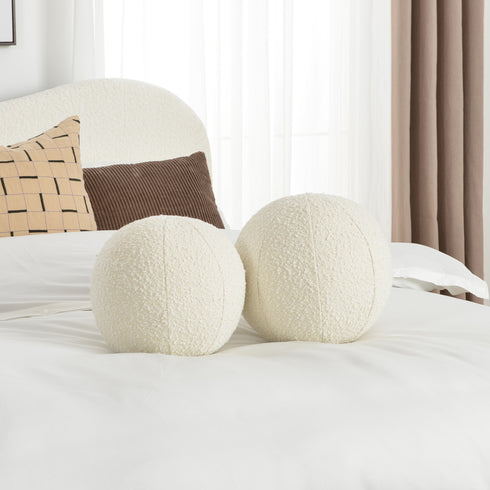 Everitte Bouclé Furniture Set